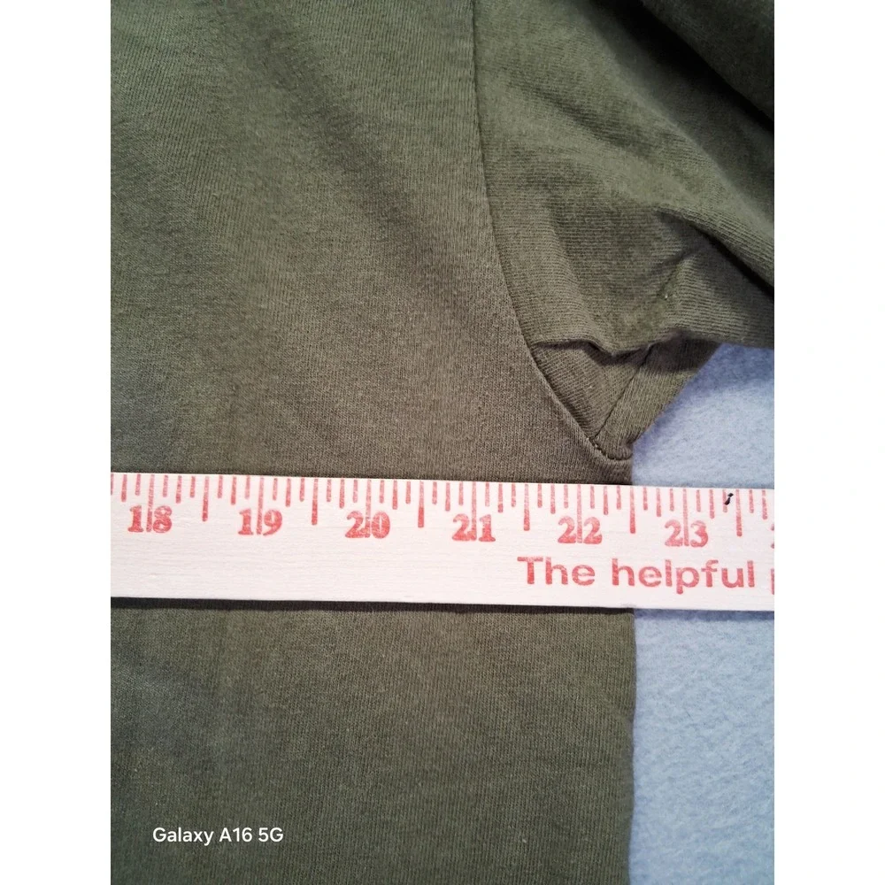Land Of The Free Because Of The Brave XL Olive Green Tank Graphic T‎ Shirt